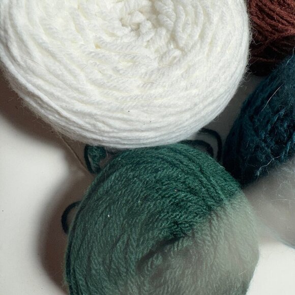 Quality Yarn Bundle - Cakes Teal, Brown, White, Tan #1605 - Picture 6 of 7